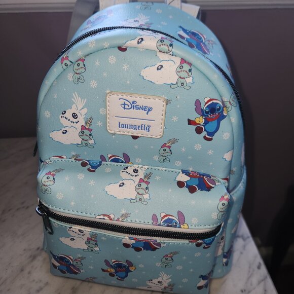 Disney Loungefly Stitch Scrump Snowman Snow Day Mini  display picture 1